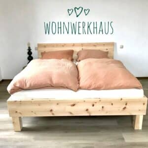 Zirbenbett oder Zirbenholzbett Holzkirchen, direkt von Zirbenbettenhersteller in Sulzemoos zwischen München und Augsburg