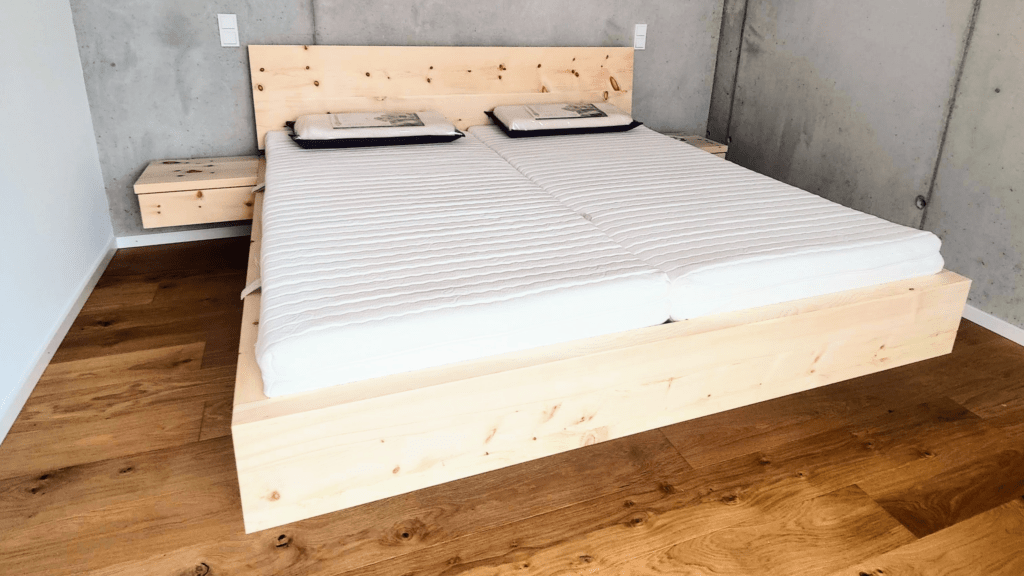 Massivholzmöbel Zirbe – Schlafzimmer Schreinerei Schuster Bayern